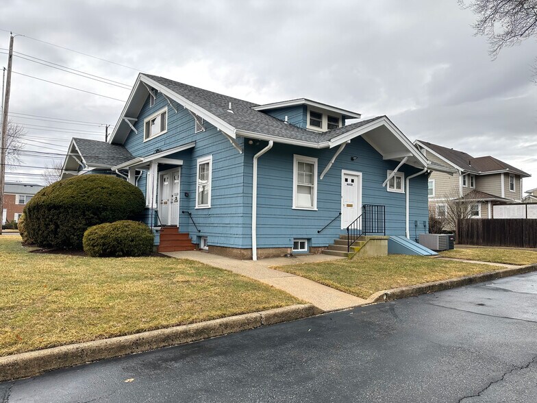 189 Kinderkamack Rd, Westwood, NJ à louer - Photo de l’immeuble – Image 1 sur 7