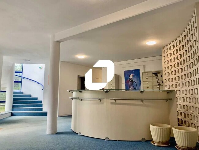 Plus de détails pour Bureau à louer