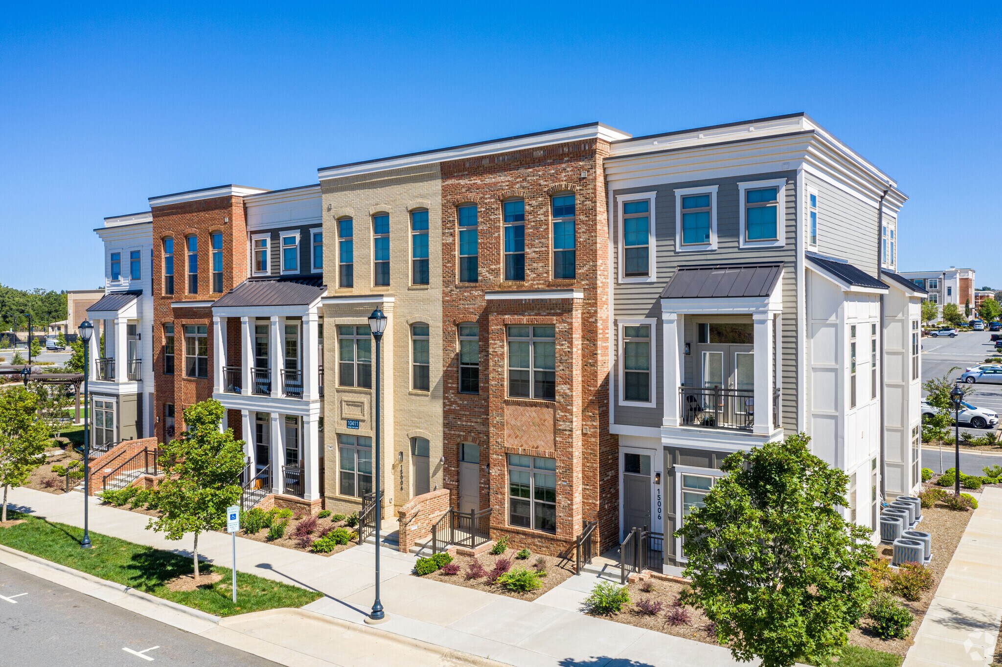 7420 N Rea Park Ln, Charlotte, NC à louer Photo principale– Image 1 sur 76