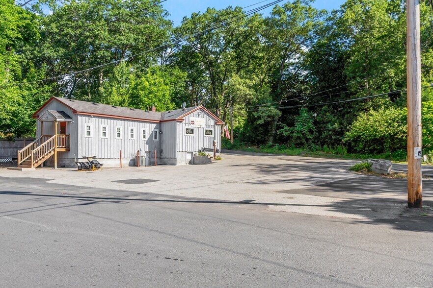 80 Honora Ave ave, Dracut, MA à vendre - Photo de l’immeuble – Image 3 sur 25