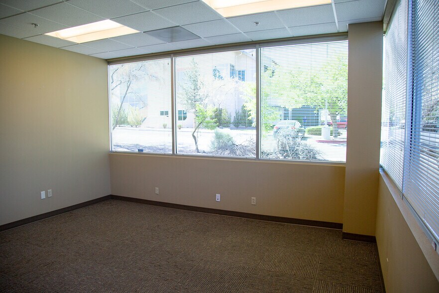 7471 Pan American Fwy NE, Albuquerque, NM à louer - Photo intérieure – Image 3 sur 22