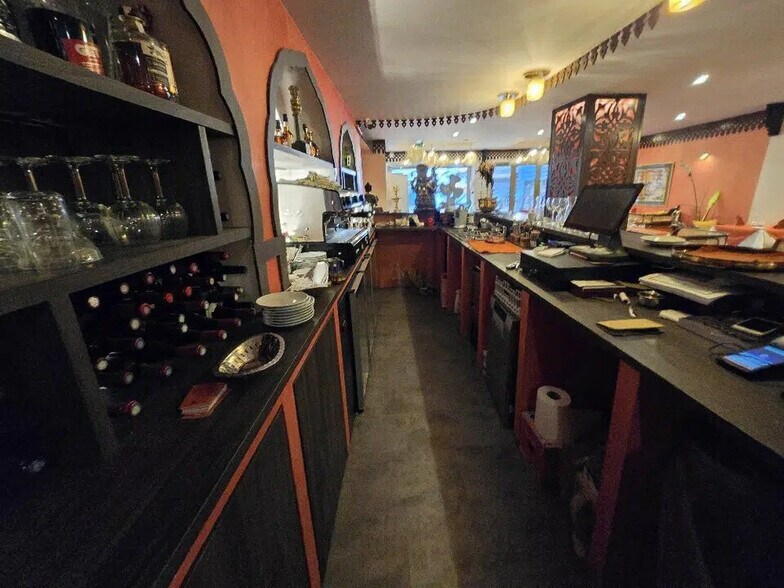 Local commercial dans Nice à louer - Photo de l’immeuble – Image 3 sur 12