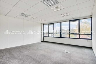 1 Chemin Jean-Marie Vianney, Écully à louer Photo intérieure– Image 2 sur 9