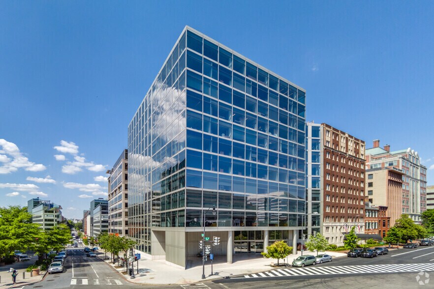 2099 Pennsylvania Ave NW, Washington, DC à louer - Photo de l’immeuble – Image 1 sur 15