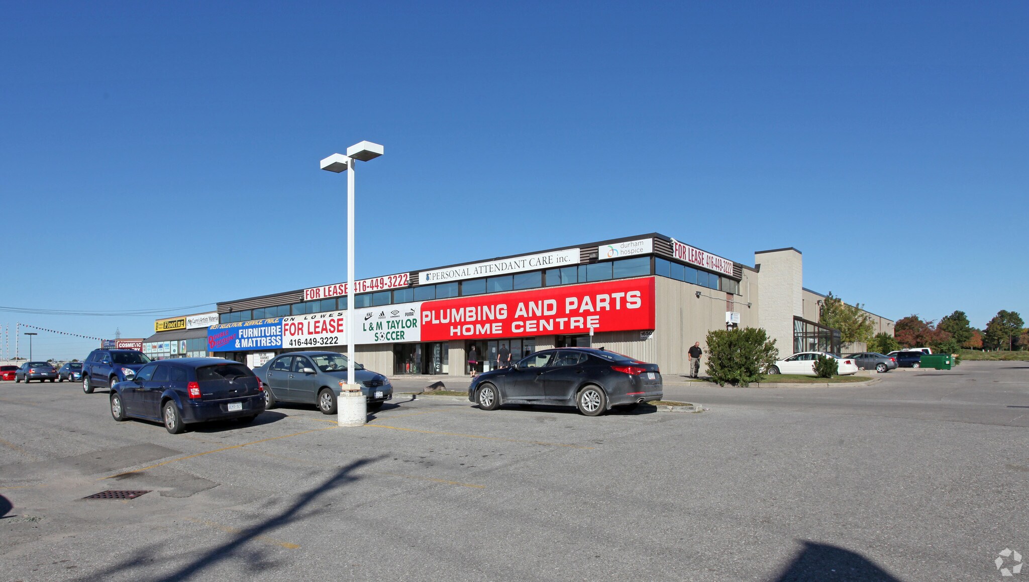1650 Dundas St E, Whitby, ON à louer Photo principale– Image 1 sur 4