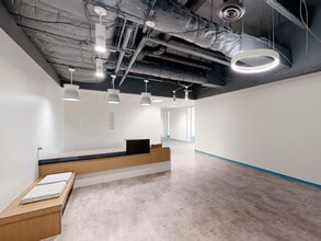 7525 Irvine Center Dr, Irvine, CA à louer Photo intérieure– Image 1 sur 6