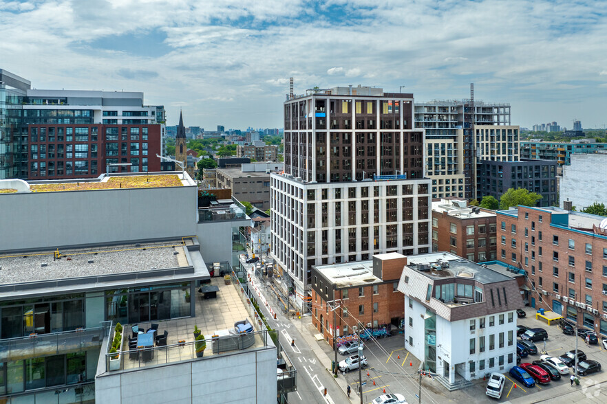 490 Adelaide St W, Toronto, ON à louer - Aérien – Image 3 sur 3