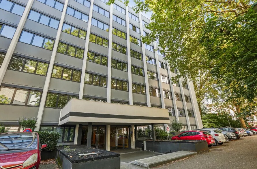19 Rue Louis Guérin, Villeurbanne à louer - Photo de l’immeuble – Image 1 sur 7