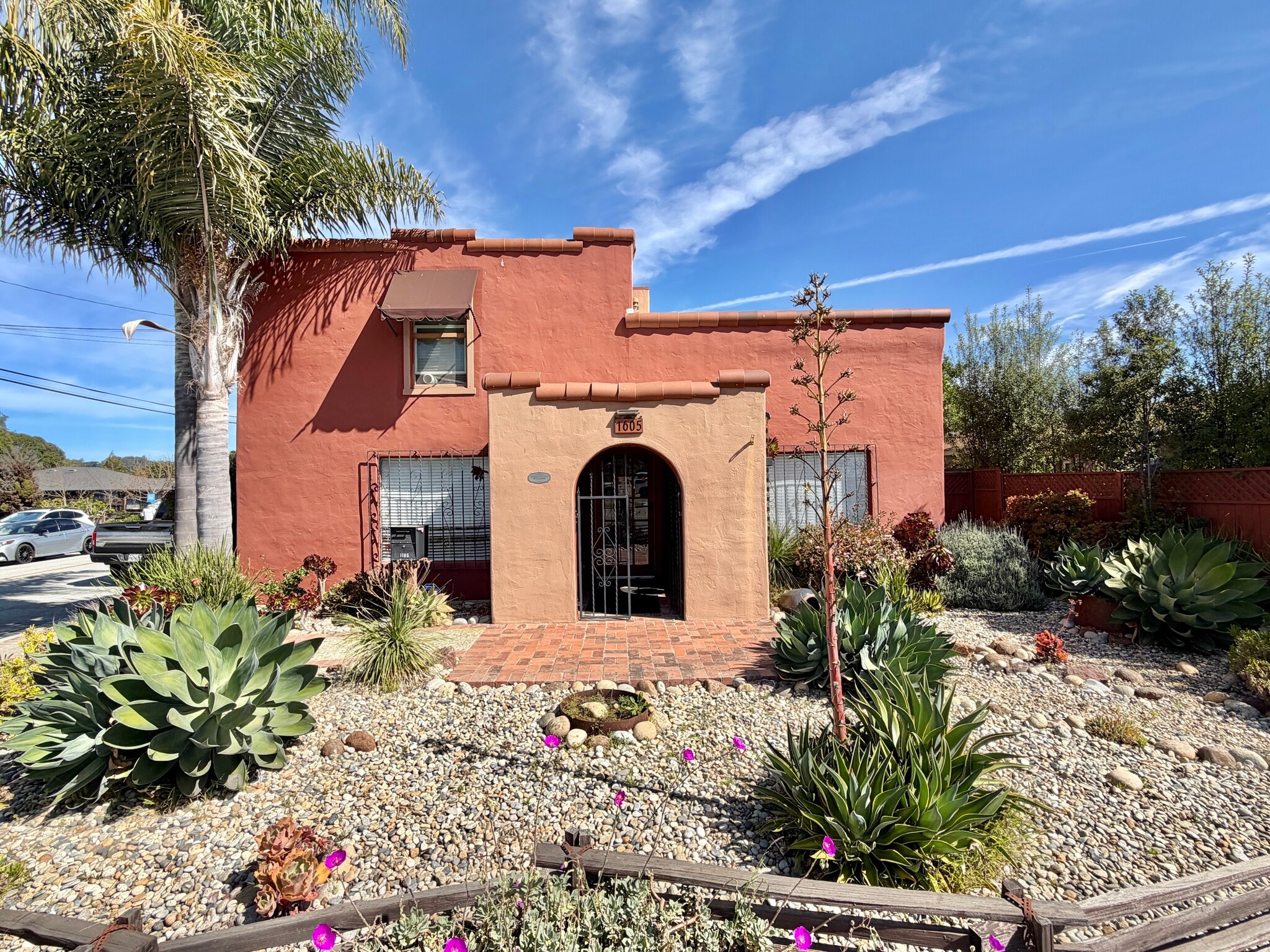 1605 Capitola Rd, Santa Cruz, CA à louer Photo principale– Image 1 sur 26