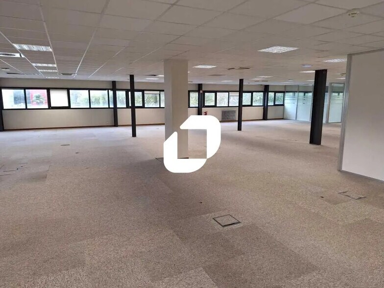 Bureau dans Mérignac à louer - Photo de l’immeuble – Image 3 sur 6