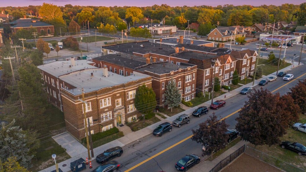1020-1060 Alter Rd, Detroit, MI à vendre - Photo principale – Image 1 sur 7