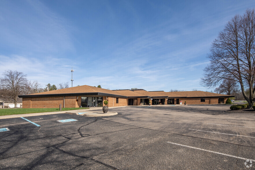 1911 Old Fairfield Rd, Beavercreek, OH à louer - Photo principale – Image 1 sur 4