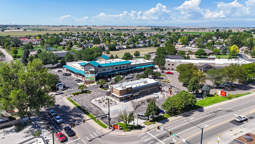 257 Johnstown Center Dr, Johnstown, CO à louer - Photo de l’immeuble – Image 3 sur 5