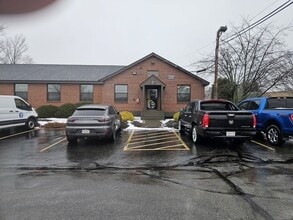 325 New Boston St, Woburn, MA à louer Photo de l’immeuble– Image 1 sur 16