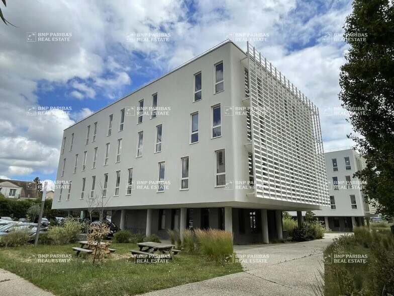 Bureau dans Tours à louer - Photo de l’immeuble – Image 1 sur 19