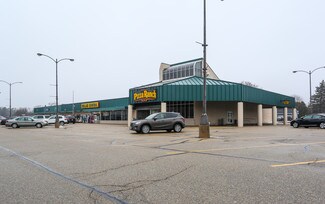 Plus de détails pour 900-914 W Main St, Waupun, WI - Local commercial à louer
