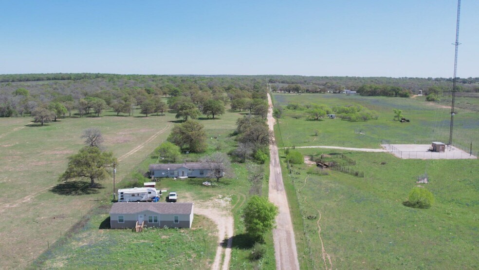 FM 539, La Vernia, TX à vendre - Vidéo sur l’annonce professionnelle – Image 1 sur 1