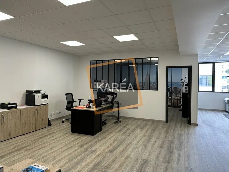 Local d'activités dans Serris à vendre - Photo de l’immeuble – Image 3 sur 5