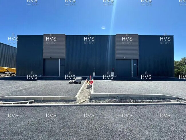 Plus de détails pour Bureau, Local d'activités à louer