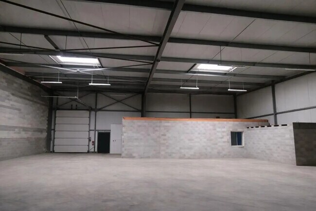 Plus de détails pour 4 Rue Ecopole, Villeneuve-Tolosane - Bureau, Local d'activités à louer