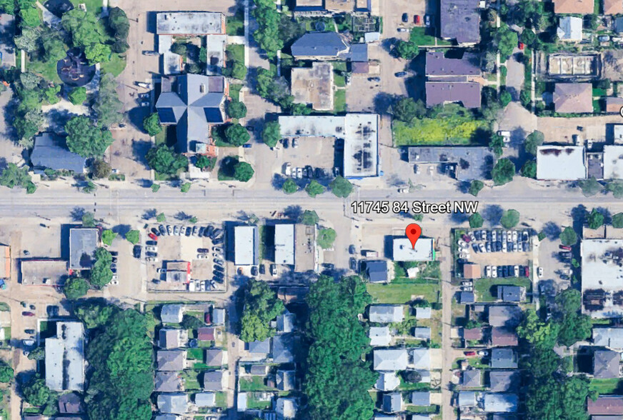 11745 84th St NW, Edmonton, AB à vendre - Photo de l’immeuble – Image 2 sur 10