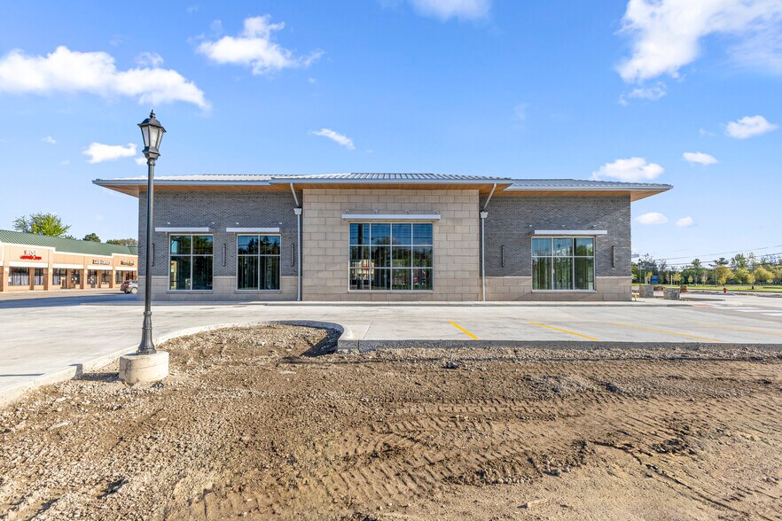 7201-7207 N Canton Center Rd, Canton Township, MI à louer - Photo de l’immeuble – Image 2 sur 3