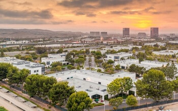 1 Technology Dr, Irvine, CA à louer Photo de l’immeuble– Image 1 sur 1