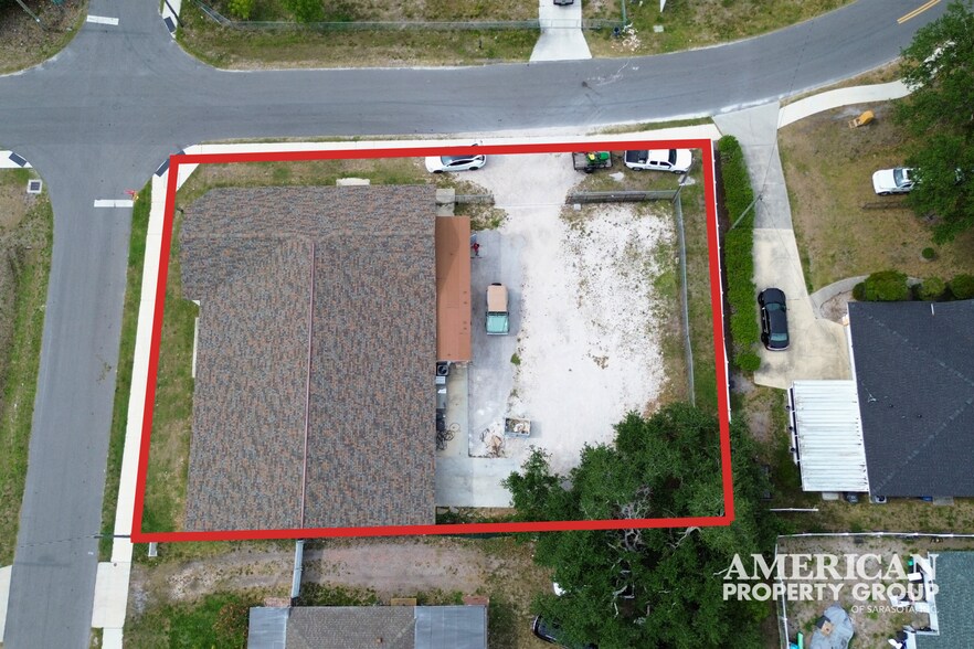2501 1st Ave E, Palmetto, FL à vendre - Photo de l’immeuble – Image 2 sur 15
