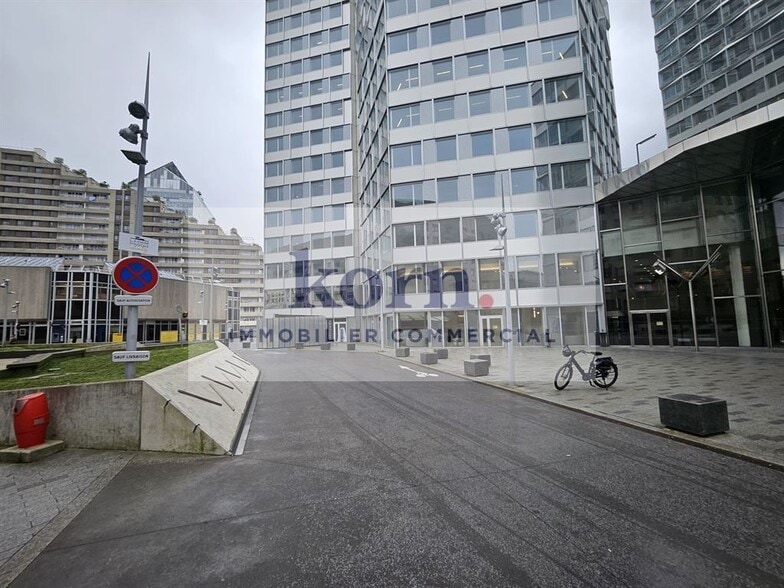 Local commercial dans Boulogne-Billancourt à louer - Photo de l’immeuble – Image 3 sur 14