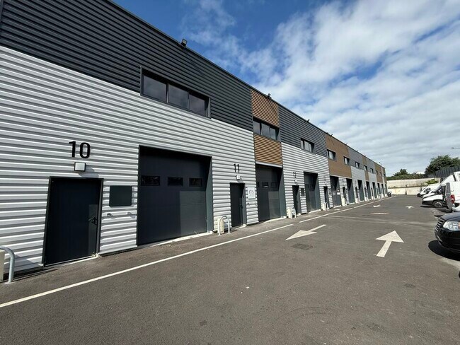 Plus de détails pour 3 Rue Des Carrières, Épinay-sur-Seine - Local d'activités à louer