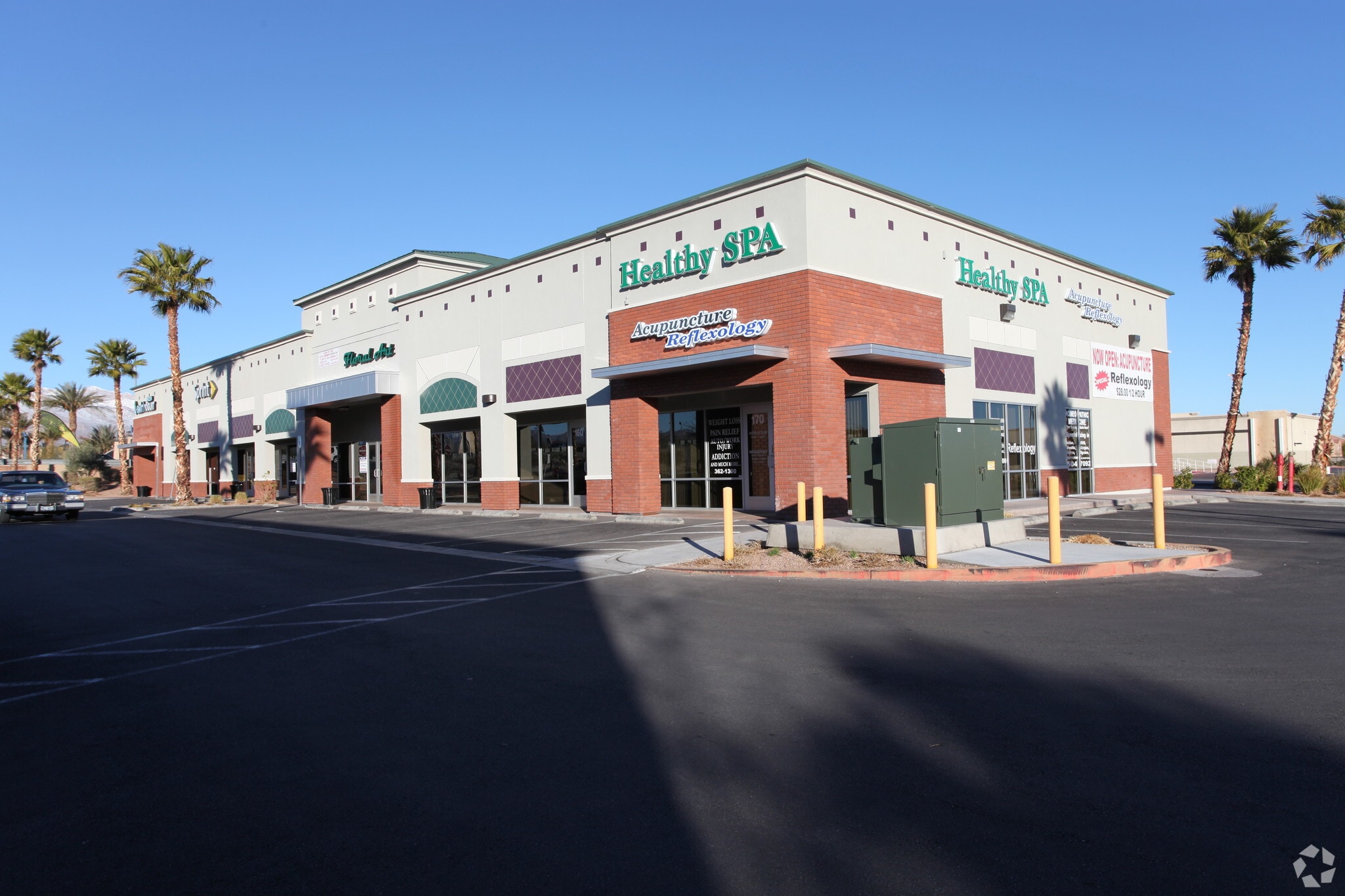 7591-7595 W Washington Ave, Las Vegas, NV à louer Photo principale– Image 1 sur 5