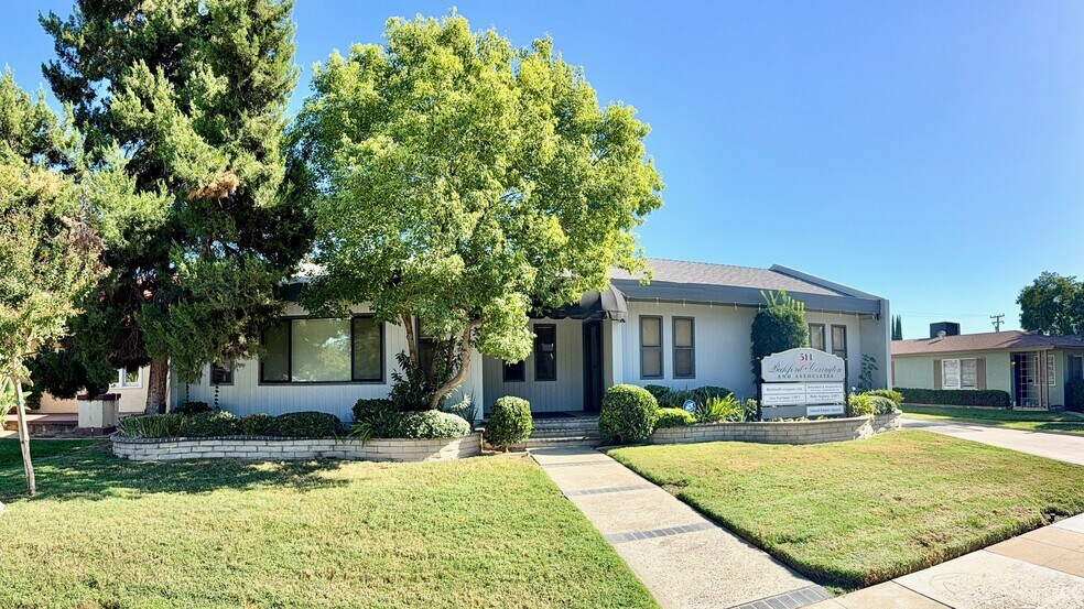 511 Brookside Ave, Redlands, CA à vendre - Photo de l’immeuble – Image 2 sur 5