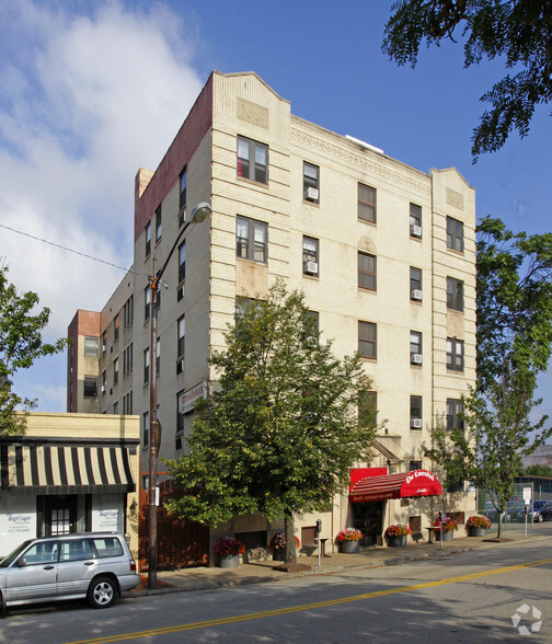 226 Shady Ave, Pittsburgh, PA à louer - Photo de l’immeuble – Image 2 sur 17