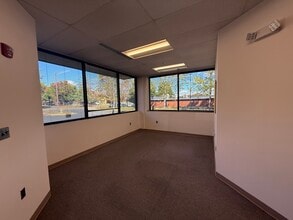 10601-10687 Gaskins Way, Manassas, VA à louer Photo intérieure– Image 1 sur 14