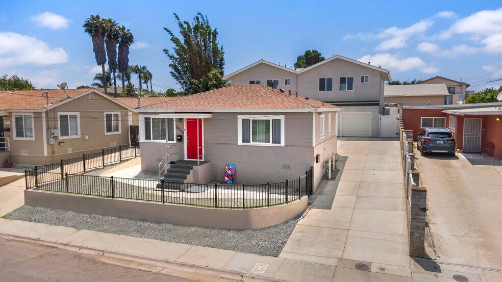 2956 Ulric St, San Diego, CA à vendre - Photo de l’immeuble – Image 3 sur 30