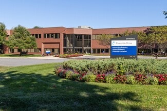Plus de détails pour 6 Riverside Dr, Andover, MA - Local d'activités à louer