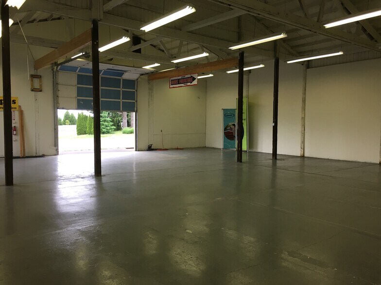 13084 SE Orient Dr, Boring, OR à louer - Photo de l’immeuble – Image 3 sur 16