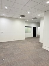 4501 E La Palma Ave, Anaheim, CA à louer Photo intérieure– Image 2 sur 2