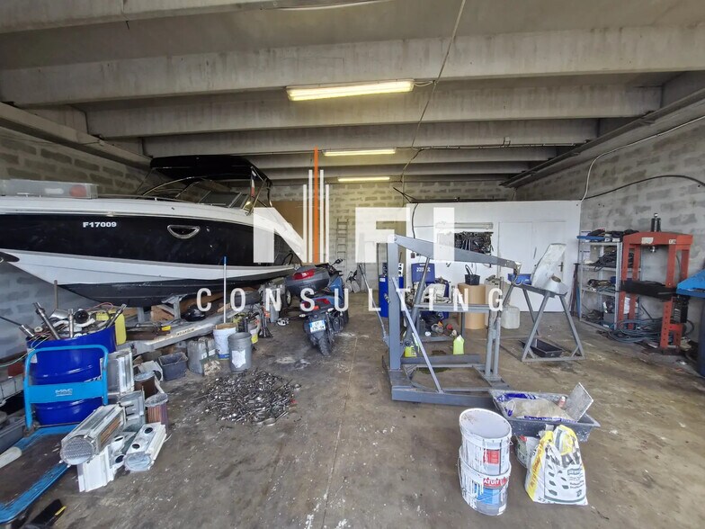 Local d’activités dans Vallauris à louer - Photo intérieure – Image 2 sur 3