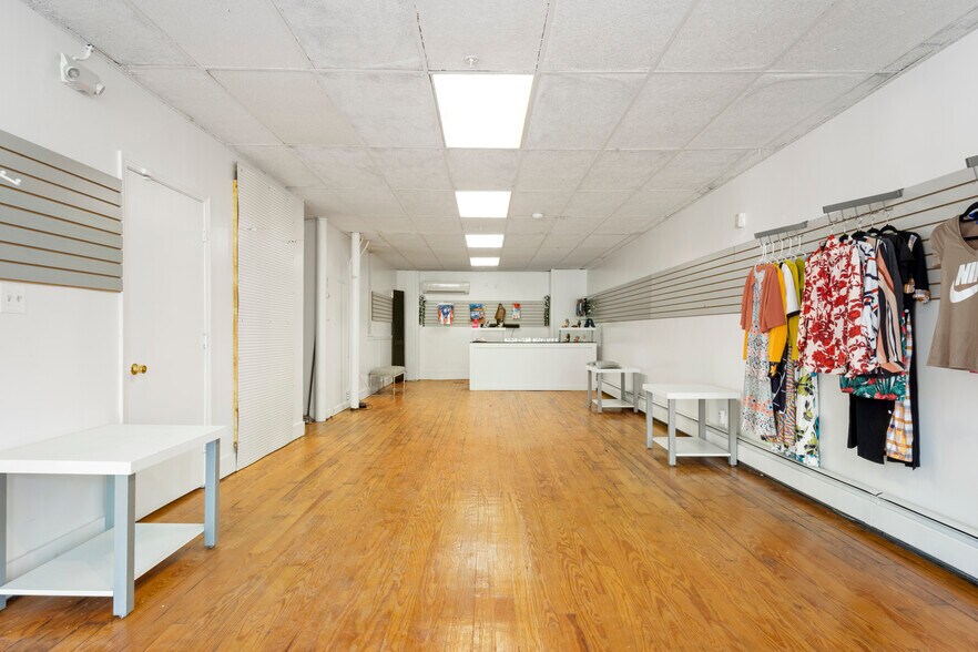 26-32 Main St, Woonsocket, RI à louer - Photo de l’immeuble – Image 3 sur 15