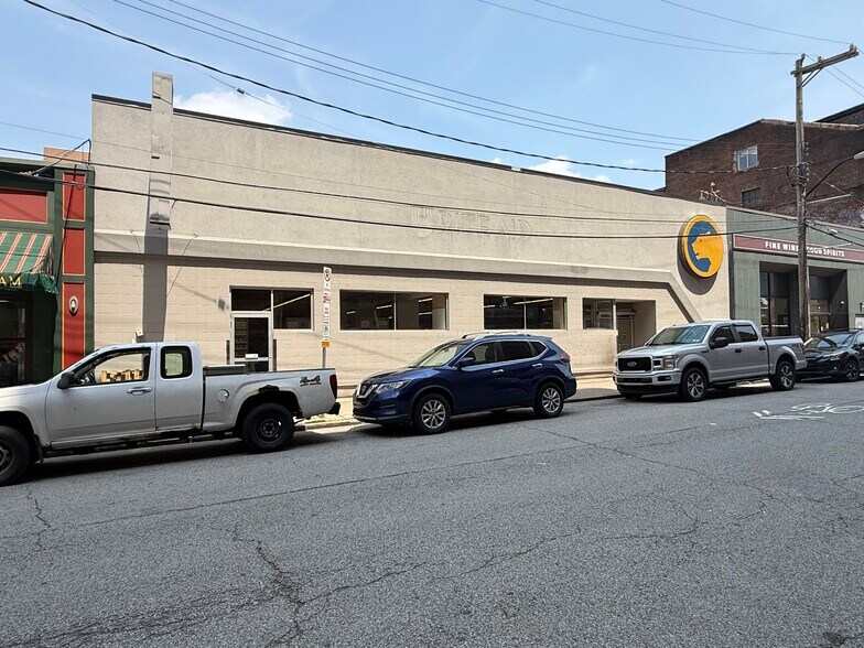 209 Atwood St, Pittsburgh, PA à louer - Photo de l’immeuble – Image 2 sur 4