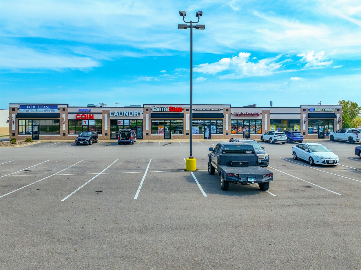 221 28th St SE, Rochester, MN à vendre Photo de l’immeuble– Image 1 sur 5