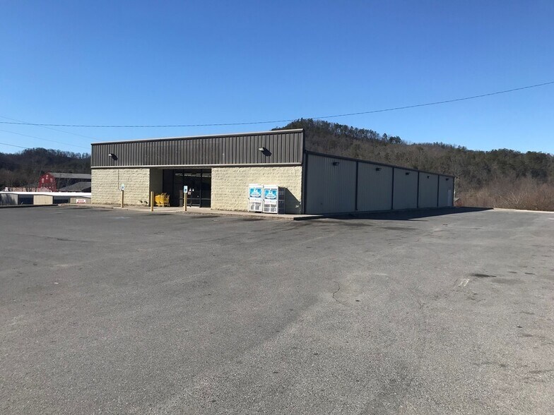 3297 Cosby Hwy, Cosby, TN à vendre - Photo de l’immeuble – Image 2 sur 7