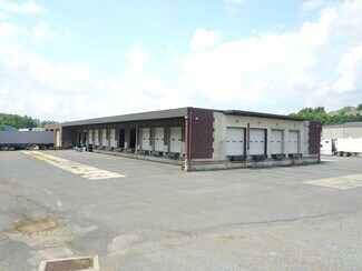 Plus de détails pour 7651 Derry St, Harrisburg, PA - Industriel/Logistique à louer