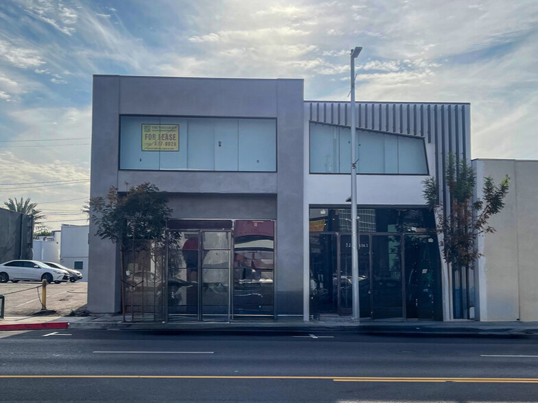 8462 Melrose Ave, Los Angeles, CA à louer - Photo de l’immeuble – Image 1 sur 2