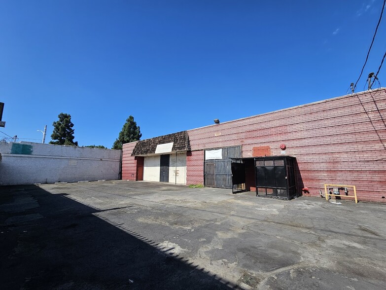 3955 S Broadway Pl, Los Angeles, CA à vendre - Photo de l’immeuble – Image 3 sur 6