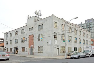 Plus de détails pour 10-01-10-09 43rd Ave, Long Island City, NY - Industriel/Logistique à louer