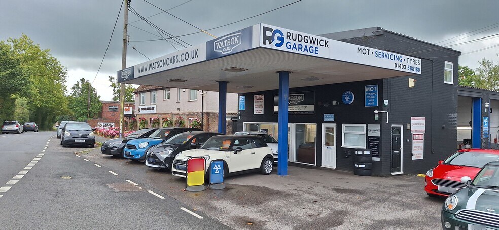 Loxwood Rd, Rudgwick à louer - Photo de l’immeuble – Image 1 sur 4