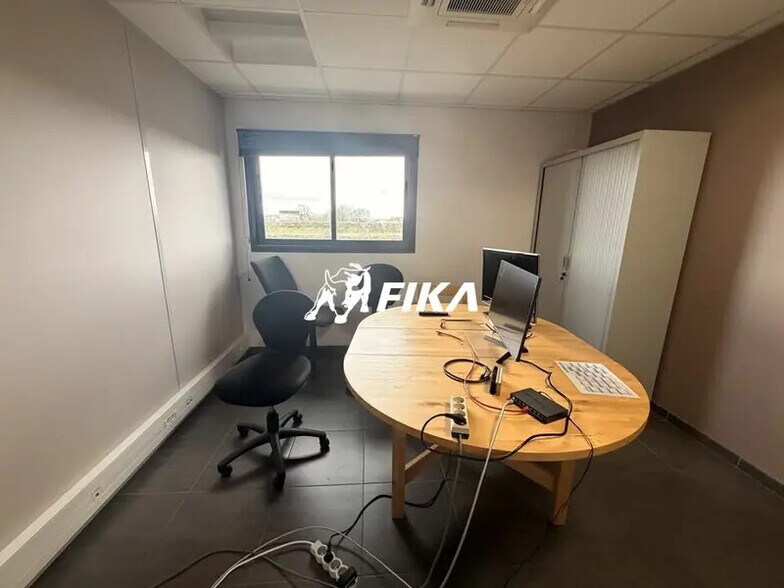 Bureau dans Plaisance-du-Touch à vendre - Photo intérieure – Image 2 sur 7