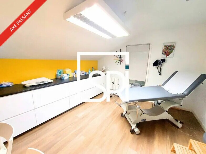 Bureau dans Clermont-Ferrand à vendre - Photo intérieure – Image 2 sur 12